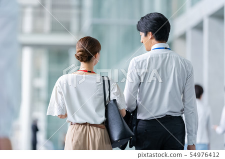 Business image Male employee Female employee 54976412