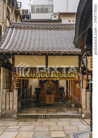 大阪Hozenji寺 大阪Hozenji寺 54977600