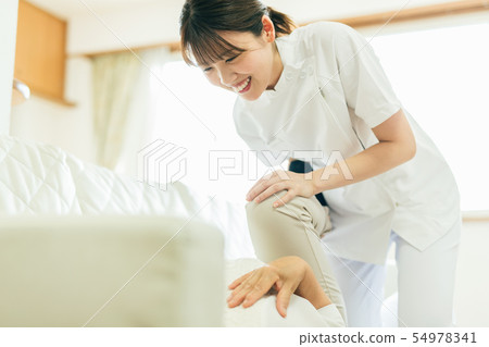 Physiotherapist PT woman Physiotherapist PT woman 54978341