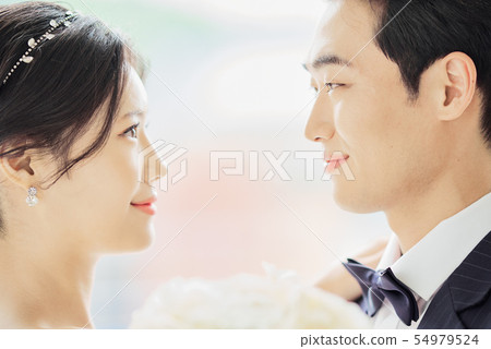 Bridal marriage 54979524