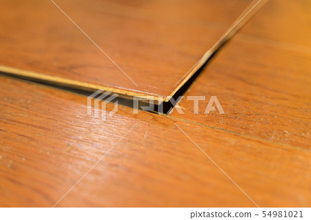 Peeling of floorboard Peeling of floorboard 54981021