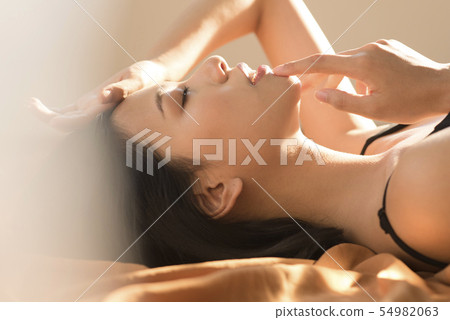 Women beauty Women beauty 54982063