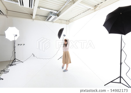 Shooting landscape of young female model 54982173
