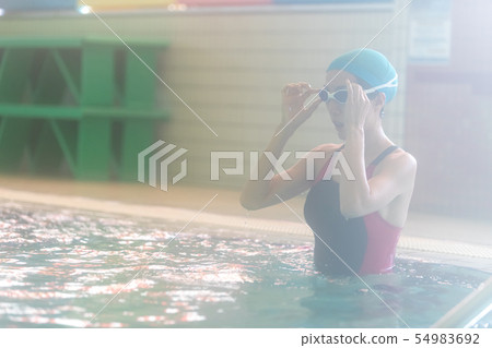 swimming, female, females 54983692