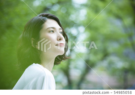 Young woman Young woman 54985058