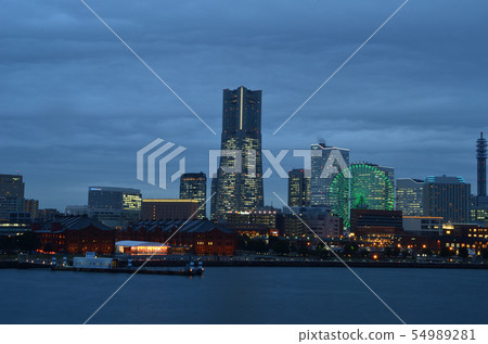 yokohama, yokohama harbour, osan bridge 54989281