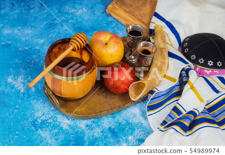 Rosh hashanah jewish New Year holiday concept. 54989974