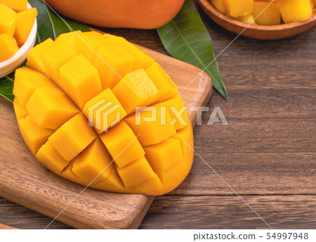 Fresh mango cubes Mango cut Mango 54997948