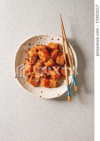 Soy sauce marinated salmon Soy sauce marinated salmon 55003017