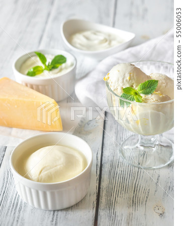 Assortment of Italian dairy foods Assortment of Italian dairy foods 55006053
