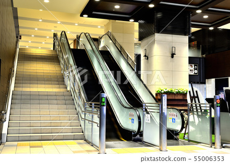 Yoyogiuehara Station ticket gate Odakyu Line, Chiyoda Line Yoyogiuehara Station ticket gate Odakyu Line, Chiyoda Line 55006353