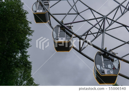 fragment of a ferris wheel against the evening sky 55006540