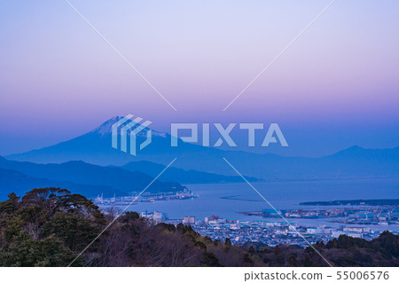 (靜岡縣)清水港以外的富士山日落 (靜岡縣)清水港以外的富士山日落 55006576
