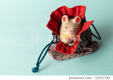 The mouse of the bag The mouse of the bag 55011785