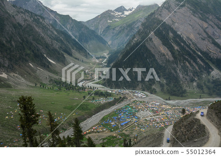 Mountain scenery of Northern India Mountain scenery of Northern India 55012364