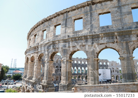 Pula Amphitheater in Croatia (5) 55017233