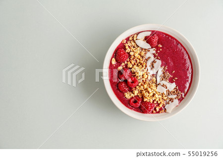 Homemade smoothie bowl made with berries Homemade smoothie bowl made with berries 55019256