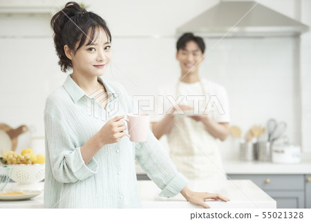 Couple lifestyle 55021328