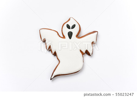 The hand-made eatable gingerbread Halloween ghost The hand-made eatable gingerbread Halloween ghost 55023247