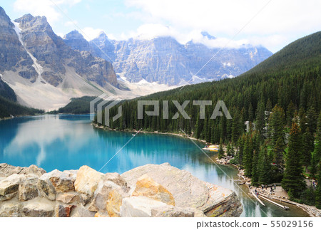 Beautiful summer lake louise Beautiful summer lake louise 55029156