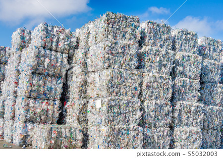 Plastics recycling centers and raw material Plastics recycling centers and raw material 55032003