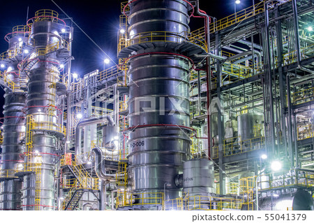 Nighttime castle 55041379