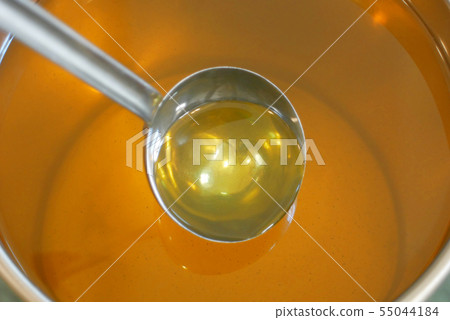 Sunflower oil organic quality bio, mixing and pouring in a steel barrel, for cold food and fried 55044184