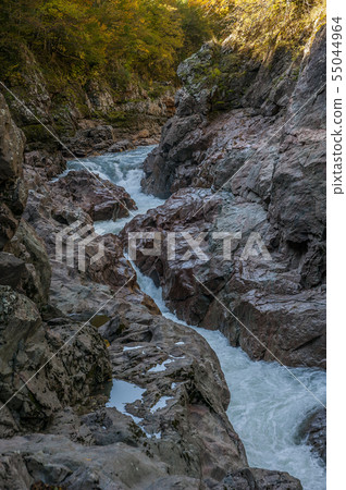 White Mountain River in the rocky gorge. Granite White Mountain River in the rocky gorge. Granite 55044964