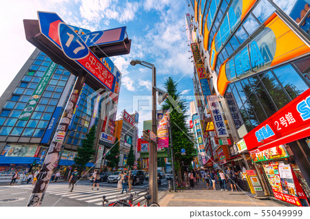 東京都市風景在日本秋葉原,東京(明顯雨季)= 2019年7月19日拍攝 東京都市風景在日本秋葉原,東京(明顯雨季)= 2019年7月19日拍攝 55049999