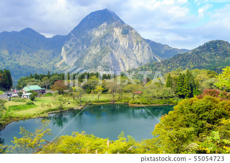 Meisei-san和高池塘 55054723