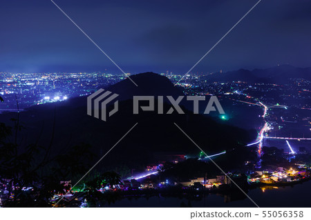 Night view of Ogase pond 55056358