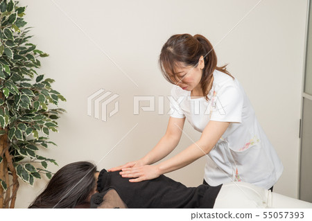 Manipulation, massage 55057393