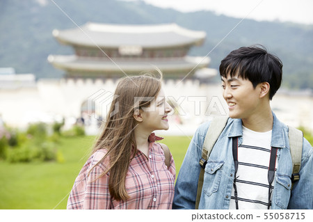 情侶,約會,約會,旅行,旅遊,韓屋,韓國傳統,光化門,光化門廣場,景福宮,鐘路區,首爾 情侶,約會,約會,旅行,旅遊,韓屋,韓國傳統,光化門,光化門廣場,景福宮,鐘路區,首爾 55058715