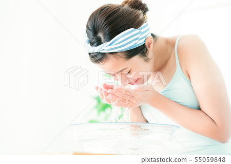 洗臉清潔美容女人護膚美容 洗臉清潔美容女人護膚美容 55059848