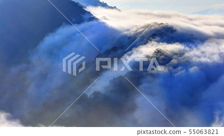 Eze Ori瀑布瀑布雲 55063821