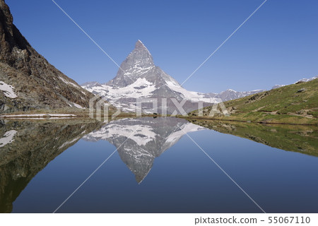 Upside-down Matterhorn 55067110
