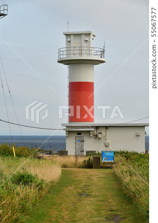 Taking a picture of the summer morning scenery of the Benkeito lighthouse at Benkeito in Shouto, Hokkaido 55067577