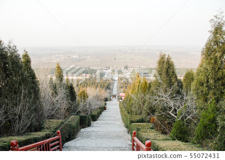 The first emperor of China The first emperor of China 55072431