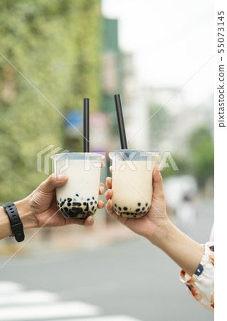 夫婦喝珍珠粉 夫婦喝珍珠粉 55073145