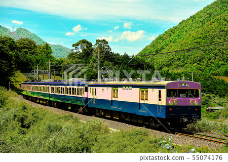 郵政行李火車蜘蛛Uni 143圖像 55074176