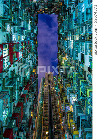 Overcrowded housing of Hong Kong · Quilly Bay 55074373