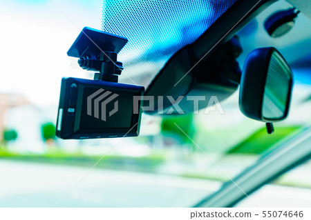 [Safe driving image] Drive recorder (Drareco) and rearview mirror of car safety equipment 55074646