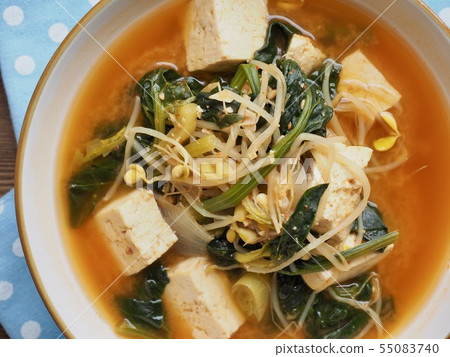 韓國料理菠菜豆芽味噌湯 韓國料理菠菜豆芽味噌湯 55083740
