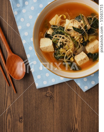 Korean food Spinach bean sprouts miso soup 55083755