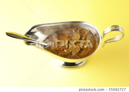 Hot curry sauce 55092727