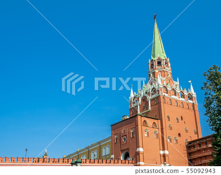 Trinity tower in Kremlin, Moscow, Russia 55092943