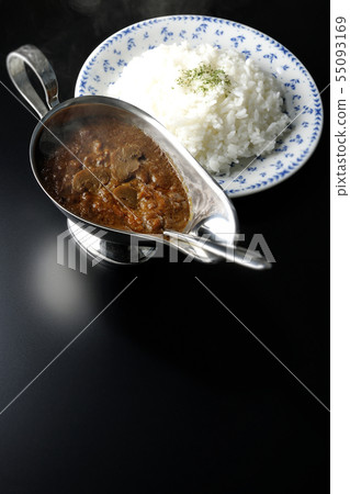 Freshly cooked curry rice Freshly cooked curry rice 55093169