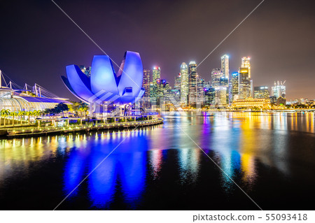 Beautiful architecture building skyscraper around marina bay in singapore city Beautiful architecture building skyscraper around marina bay in singapore city 55093418