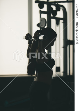 女生 女孩 女性 55096036