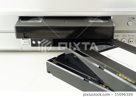 VHS cassette, video tape, magnetic tape, VHS video deck, 2025 problem 55096389
